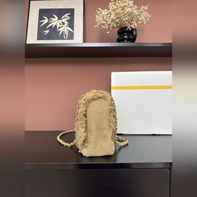 Оригинальная винтажная сумка Chanel из