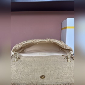 Оригинальная винтажная сумка Chanel из
