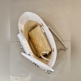 Фотография： сумка Chanel 26C небольшог