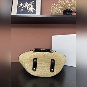 Фотография： сумка Chanel 26C в плетено