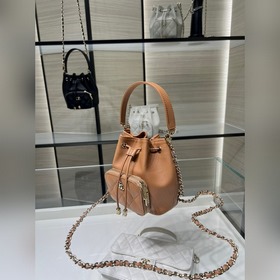 Новая модель Chanel 25B： маленькая сум