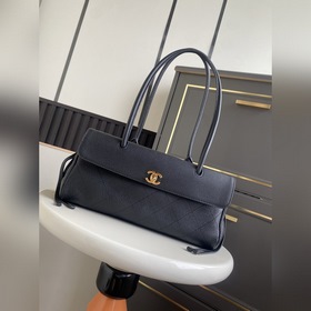 Сумка Chanel 26S «багет» — популярная