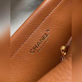 Сумка Chanel 26S «Багет», представленн