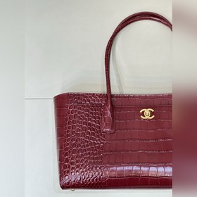6243 Бордовый . Бордовый оттенок отли