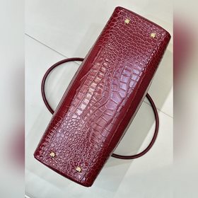 6243 Бордовый . Бордовый оттенок отли