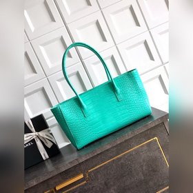 В коллекции Chanel весна-лето 2026 (26