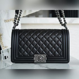 CHANEL LEBOY из ягнячьей кожи, чёрно-с