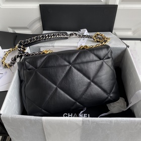 Модель 1161 среднего размера Chanel Ba