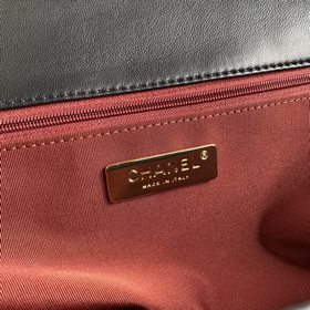 Модель 1161 среднего размера Chanel Ba