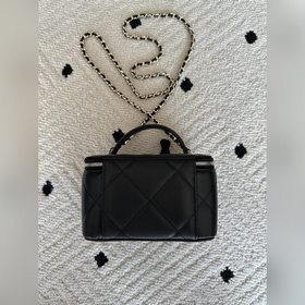 Бренд： Chanel Модель： AP4933 Описание：