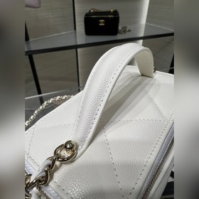 Новая модель Chanel 25K с узором «Big 