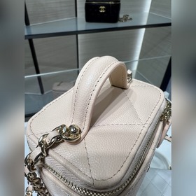 Новая модель Chanel 25k с крупным ромб