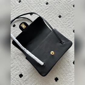Бренд： Chanel Модель： AS6130 Описание：
