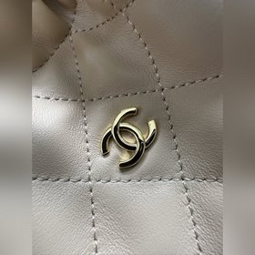 Бренд： Chanel Модель： AS5228 Описание：