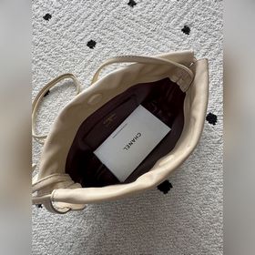 Бренд： Chanel Модель： AS5228 Описание：