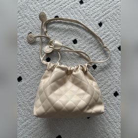 Бренд： Chanel Модель： AS5227 Описание：