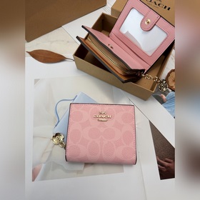 Кошелек COACH из натуральной кожи цвет