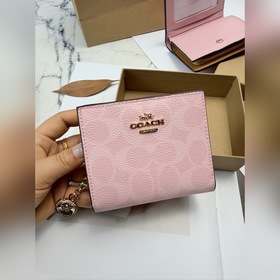 Кошелек COACH из натуральной кожи цвет