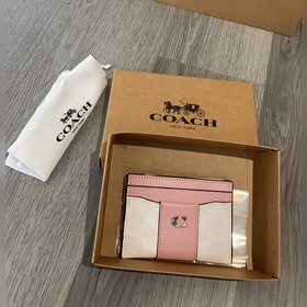 Новая кошелька Coach модели cbD80 такж