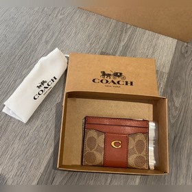 Новая кошелек Coach модели cbD80 также