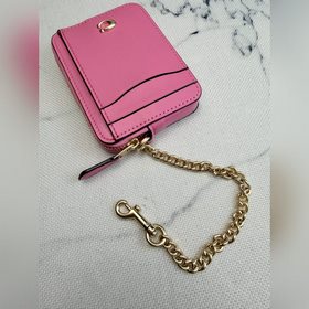 Кошелек Coach с металлической цепочкой