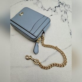 Кошелек Coach с металлической цепочкой