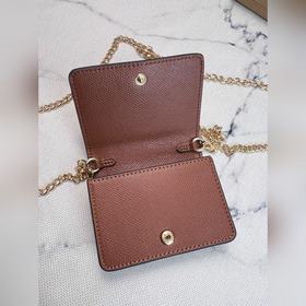 COACH C0059 — однотонная сумка на цепо