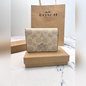 COACH C6650 — классическая сумка с цеп