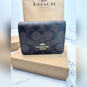 COACH C6650 — классическая складная су