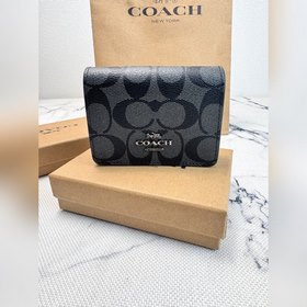 COACH C6650 — классическая складная су