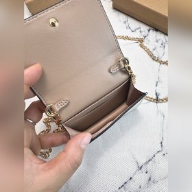 COACH006 — классическая сумка с рельеф