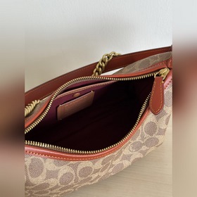Подлинная сумка Coach из серии CAM26 «