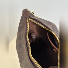 Подлинная сумка Coach из серии CAM26 «
