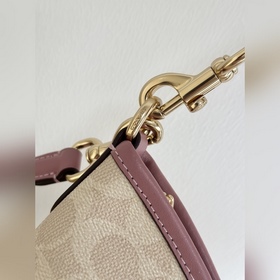 Оригинальная сумка Coach серии Laurel 