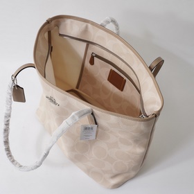Оригинальная сумка COACH (Коуч) из кол