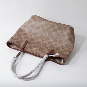 Оригинальная сумка COACH (Коуч) из кол