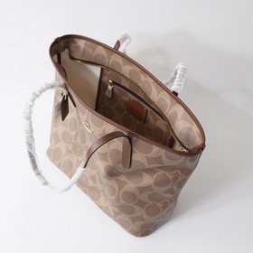 Оригинальная сумка COACH (Коуч) из кол
