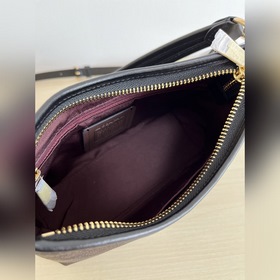Оригинальная сумка Coach серии CBH15 M