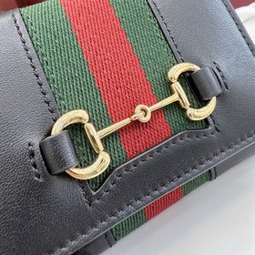 Поставляется в полной комплектации с о