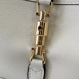 Новая коллекция Gucci, поставляемая в 