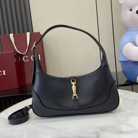Новая коллекция Gucci, поставляемая в