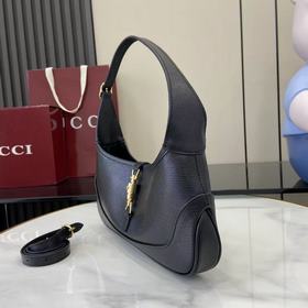 Новая коллекция Gucci, поставляемая в 