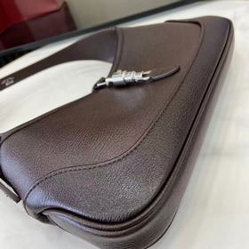 Новая коллекция Gucci, поставляемая в 