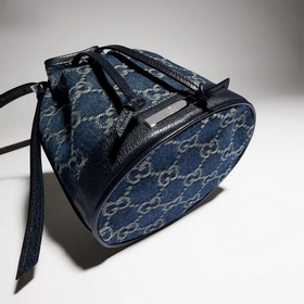 Коллекция «Generation Gucci» глубоко и