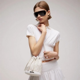 Коллекция «Generation Gucci» глубоко и