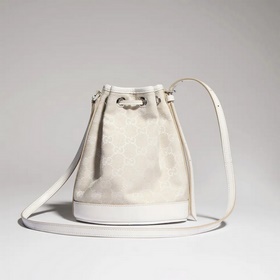 Коллекция «Generation Gucci» глубоко и