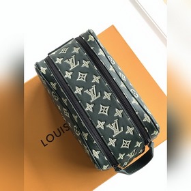 Модель «Dopp» серии «Premium» 163c01 с