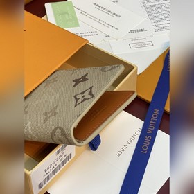 M29256 — цвет «кожаный серый»! Кошелек