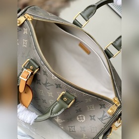 Эксклюзивная оригинальная модель M2705