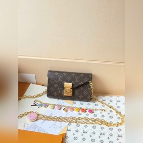 M4588z с узором «Monogram» — версия с